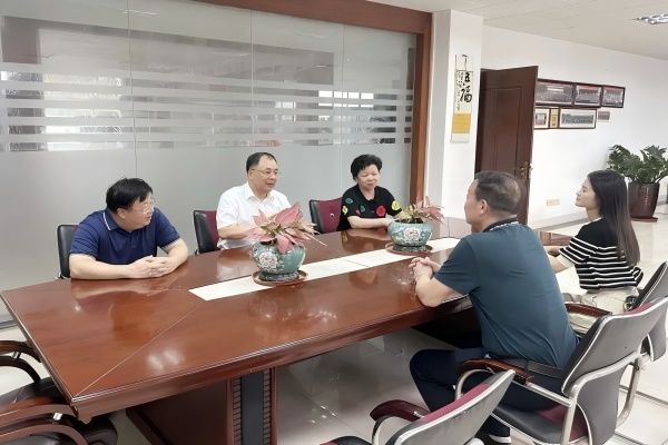 市政協(xié)副主席率隊(duì)走訪(fǎng)宏達(dá)機(jī)械制造（河源）有限公司